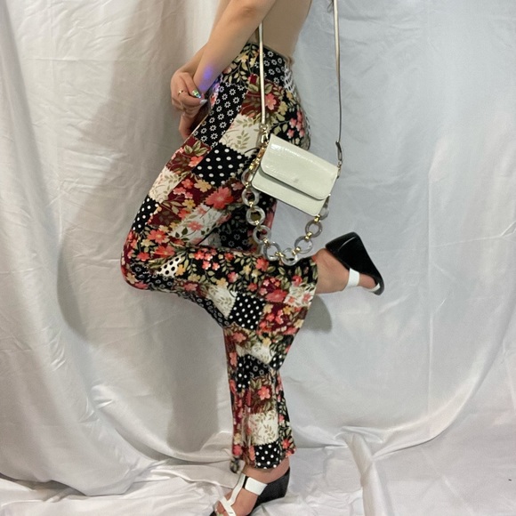 Alfant Black and White Wedges - Picture 11 of 13